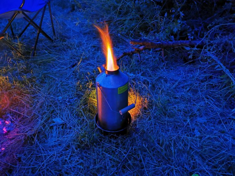 Najlepszy czajnik na biwak (dla większej grupy)