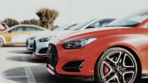 czy parkowanie przy lotnisku jest bezpieczne