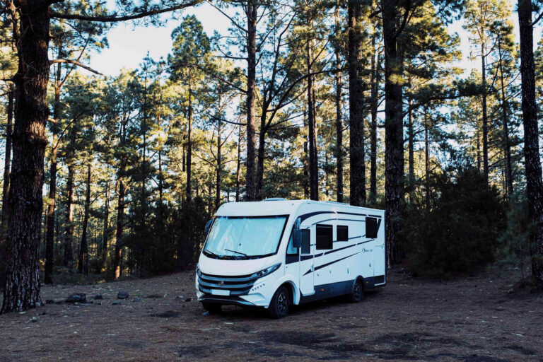 Kamper Integra – Twój mobilny apartament: odkryj luksus podróżowania